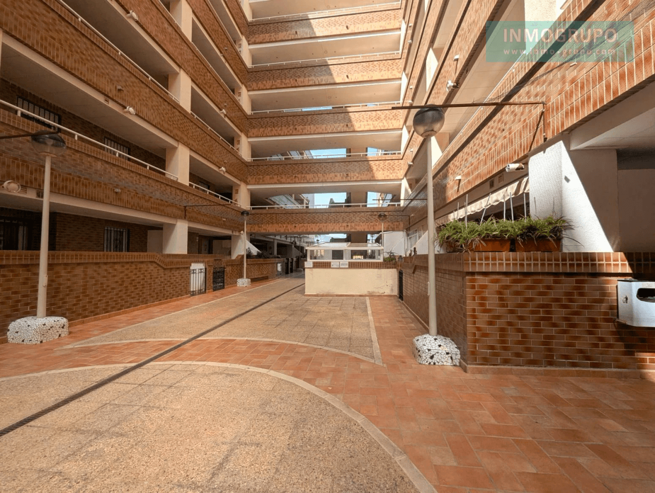 Coqueto apartamento en Costa Marfil I - Magic World