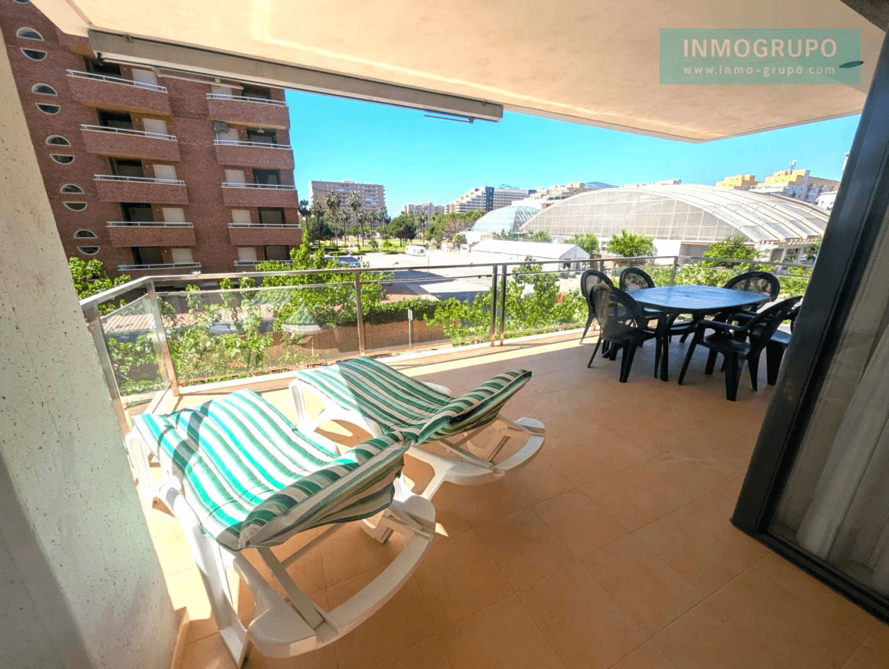 Apartamento en Primera Línea con Gran Terraza