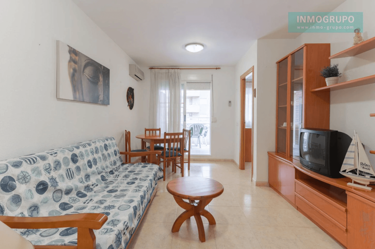 APARTAMENTO EN PRIMERA LINEA DE PLAYA