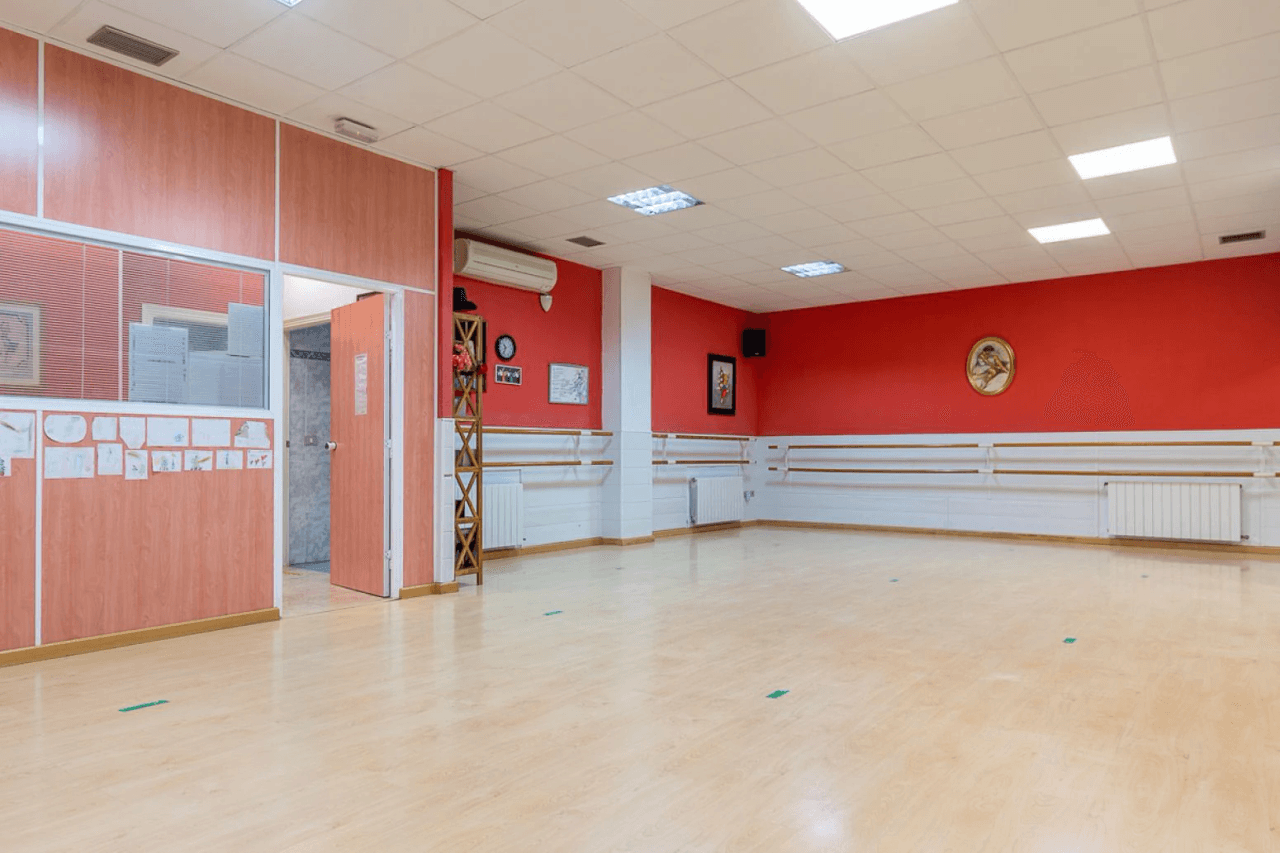 LOCAL COMERCIAL A LA VENTA EN BENICASIM