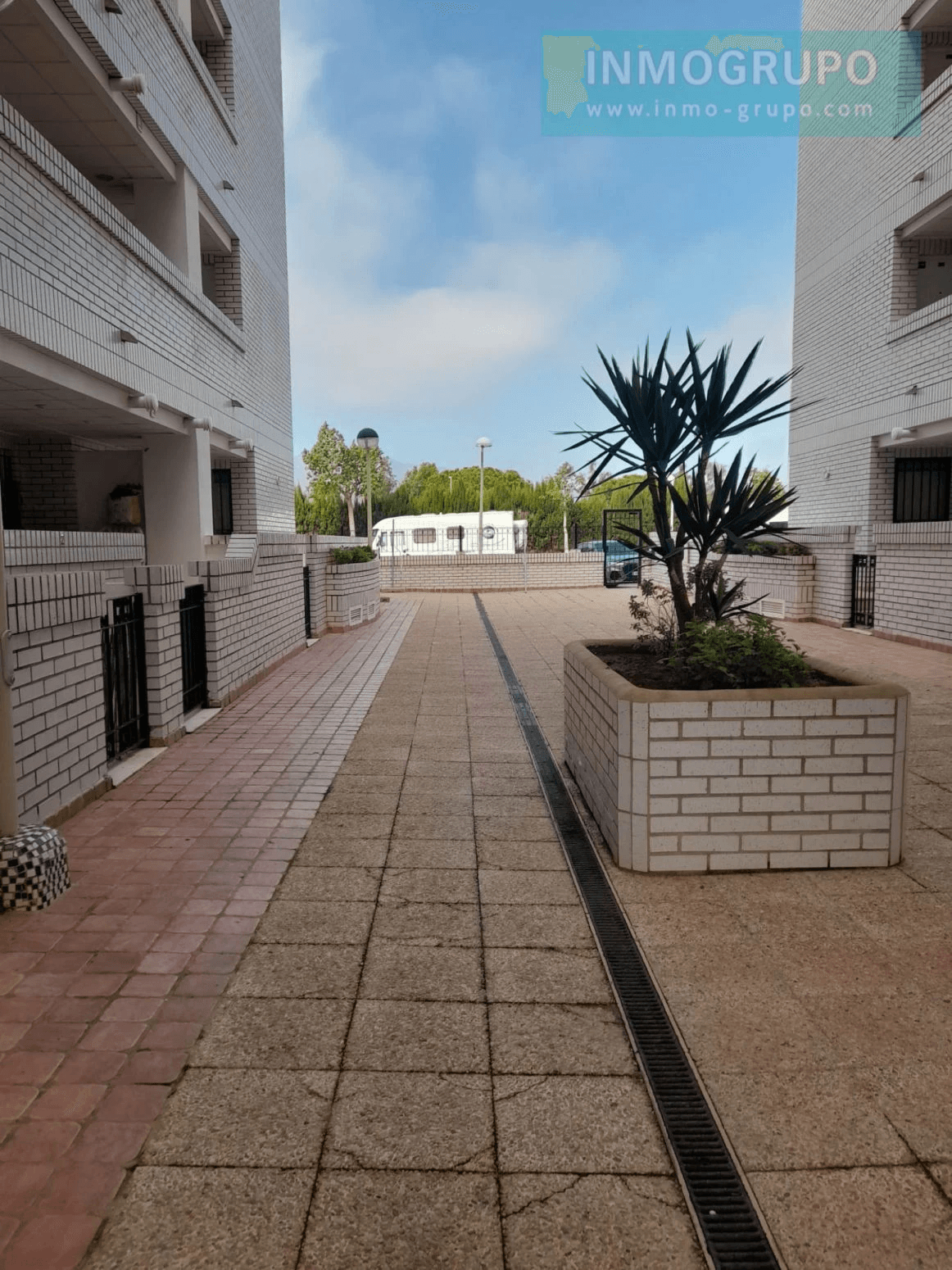 PISO EN MARINA TREBOL II