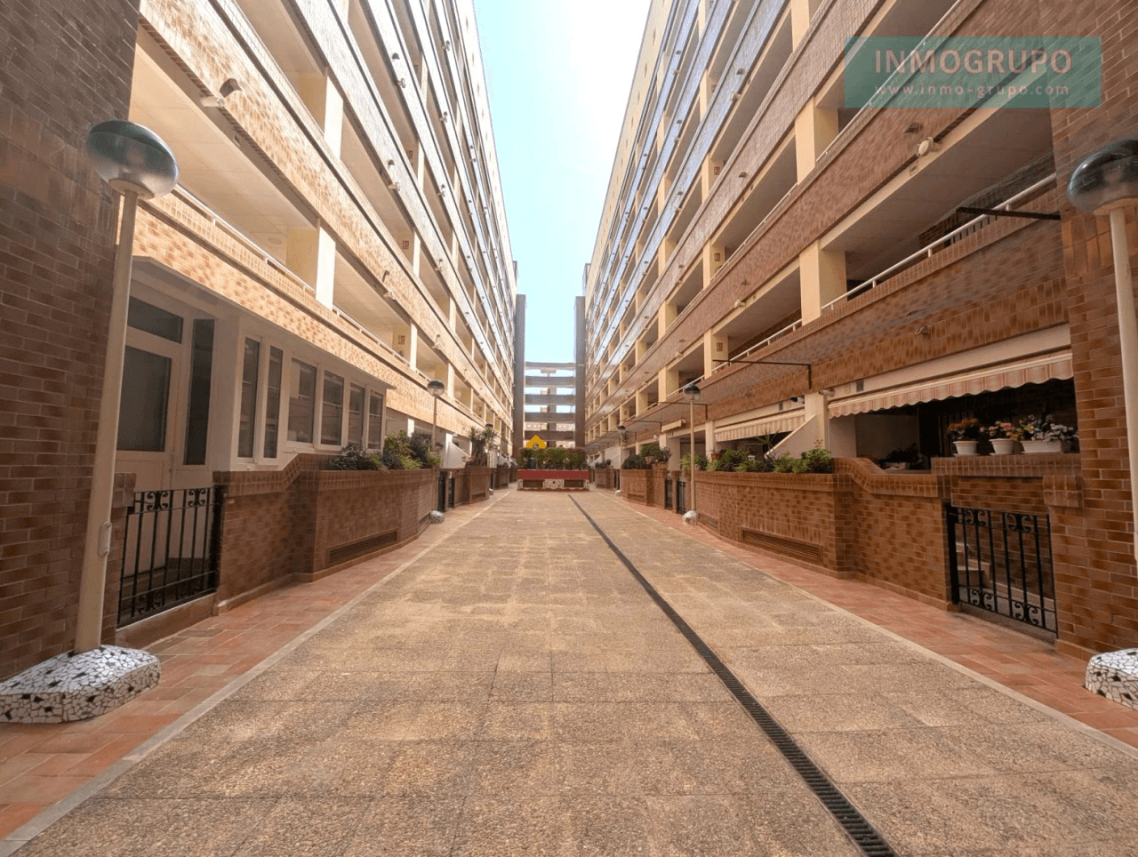 Coqueto apartamento en Costa Marfil I - Magic World