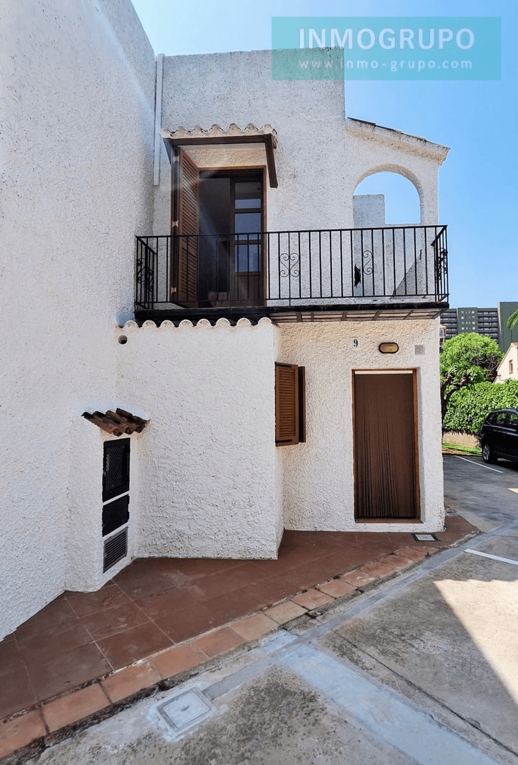 ADOSADO A LA VENTA EN PLAYA DE VORAMAR