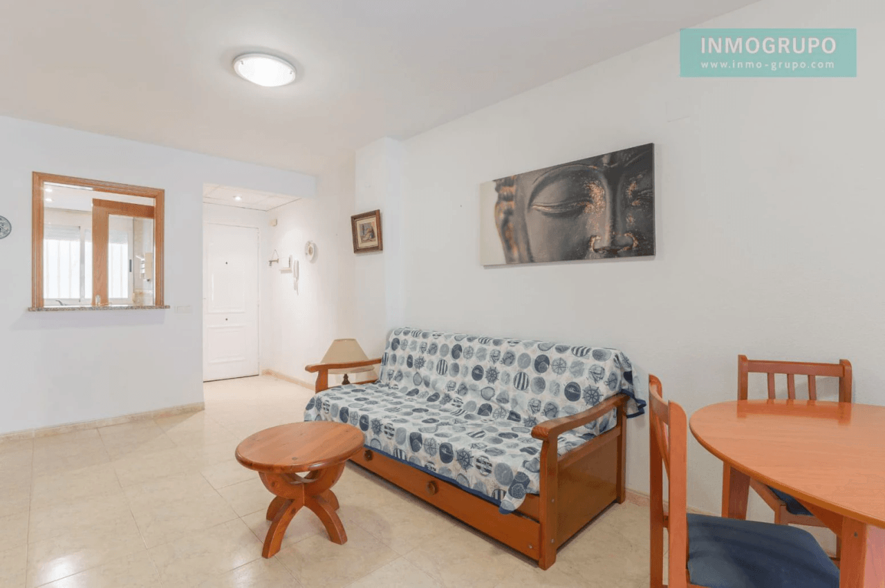 APARTAMENTO EN PRIMERA LINEA DE PLAYA