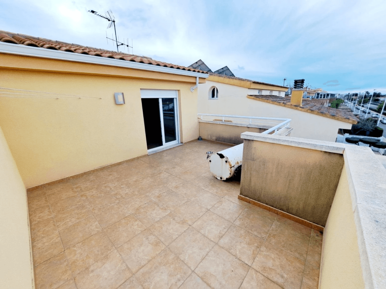 Chalet adosado a la venta cerda de Club Golf 4 dormitorios