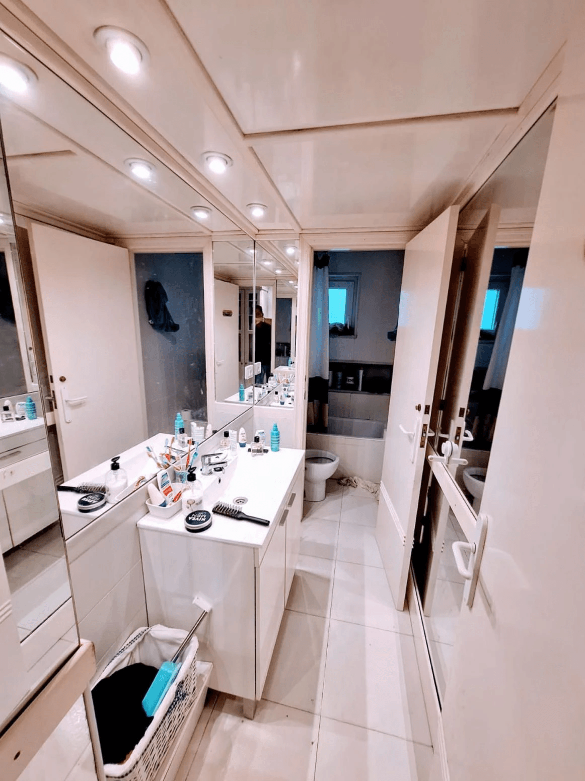 Apartamento primera linea de la playa zona voramar.