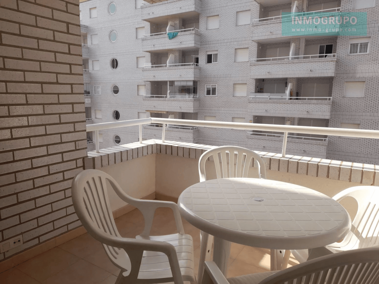PISO EN MARINA TREBOL II