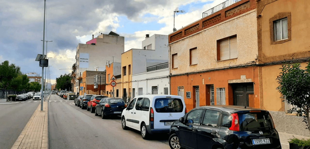 Casa en Boqueras, con dos terrazas y garaje.