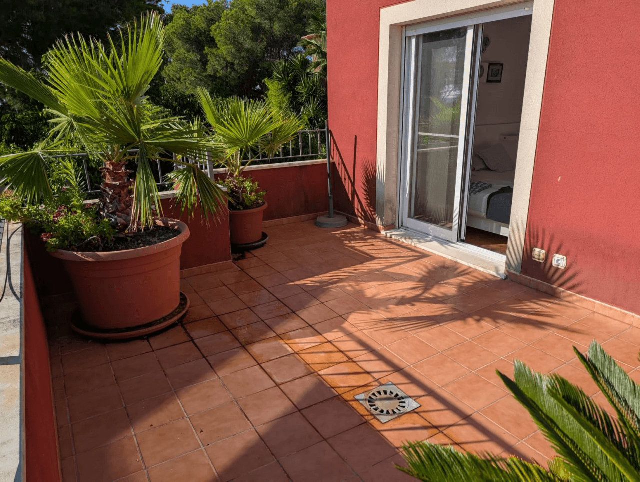 Exclusiva Villa independiente en alquier en parcela de 400 m