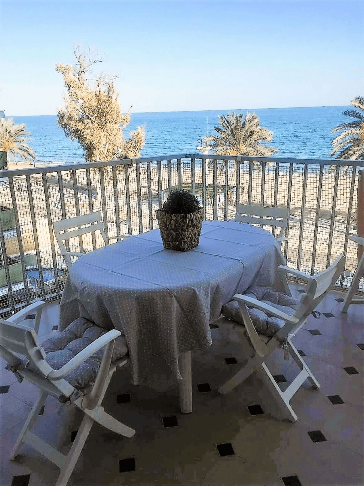 Apartamento en 1 Linea de playa