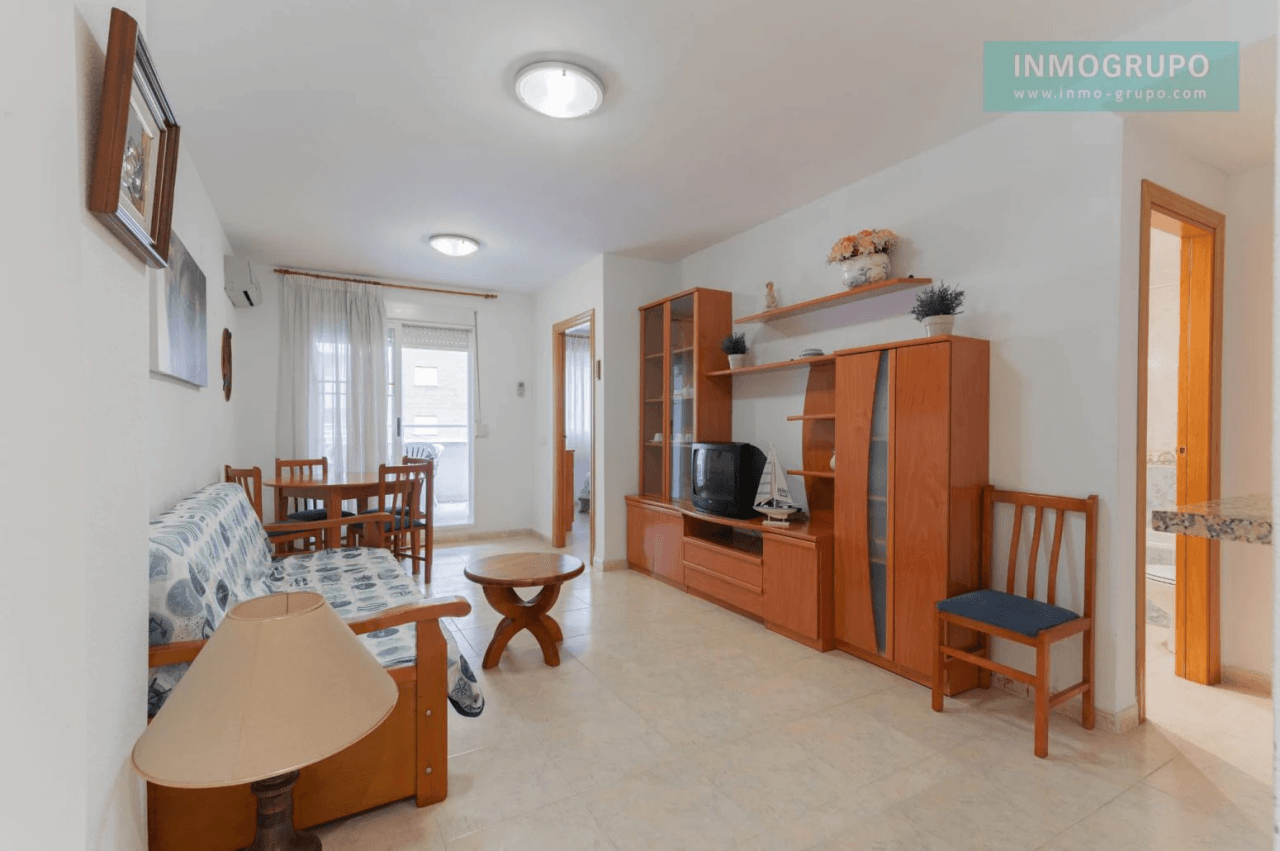 APARTAMENTO EN PRIMERA LINEA DE PLAYA