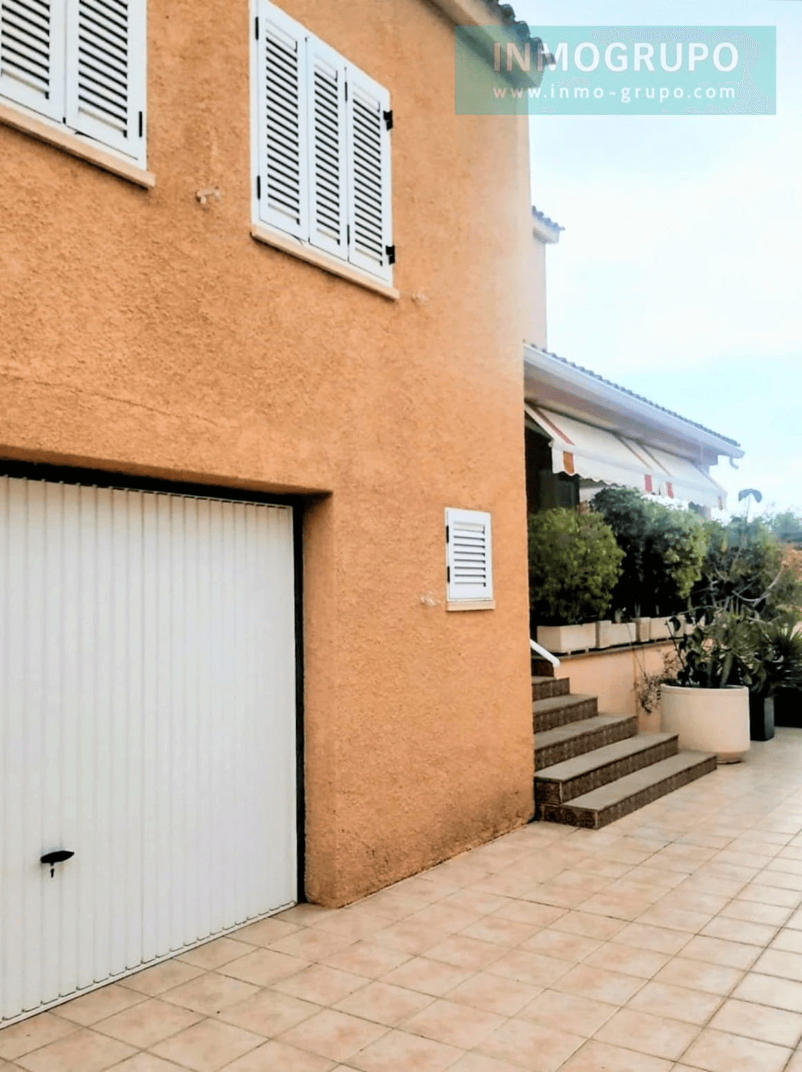 Villa individual a la venta en Zona Terres