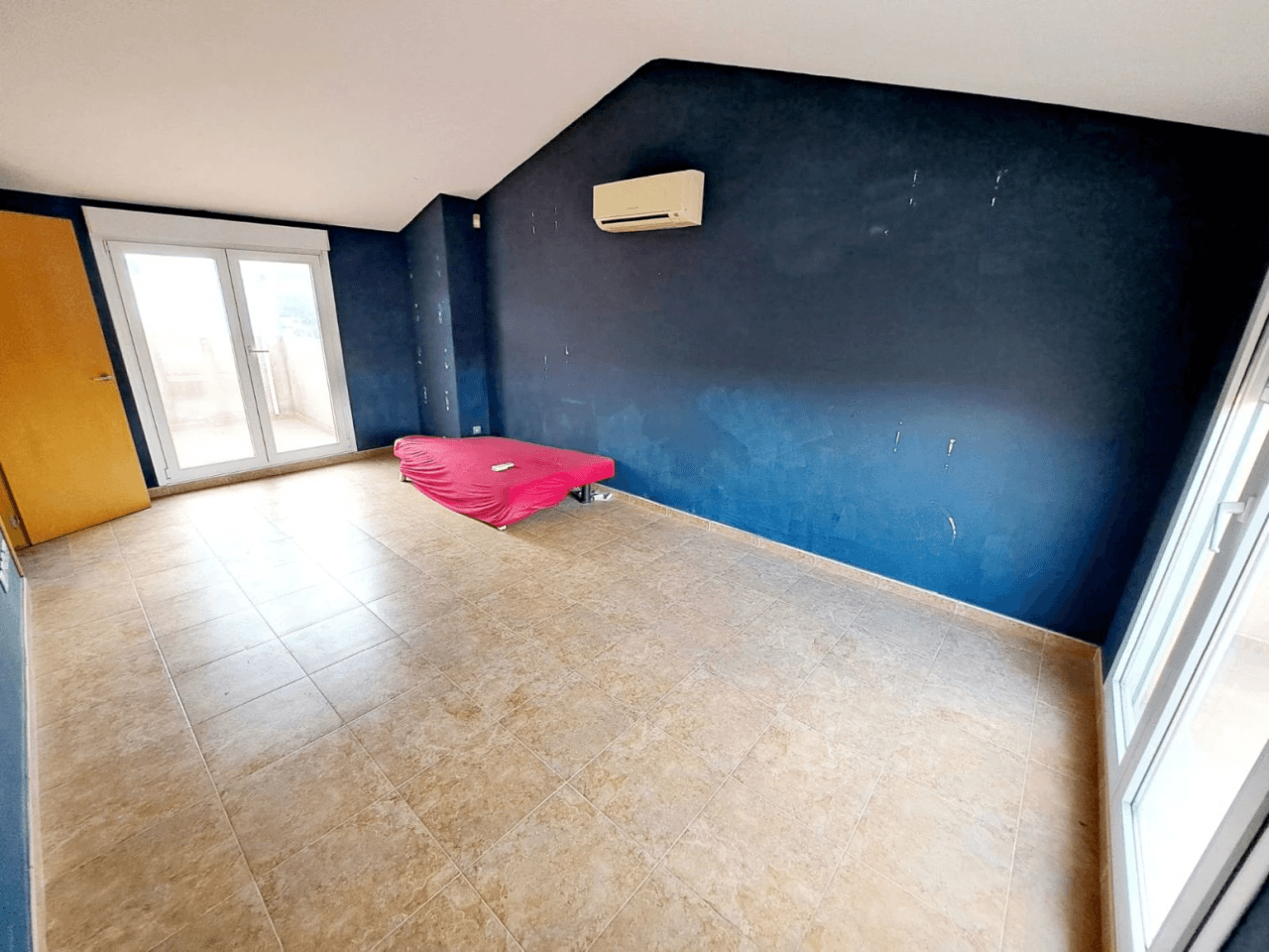 Chalet adosado a la venta cerda de Club Golf 4 dormitorios