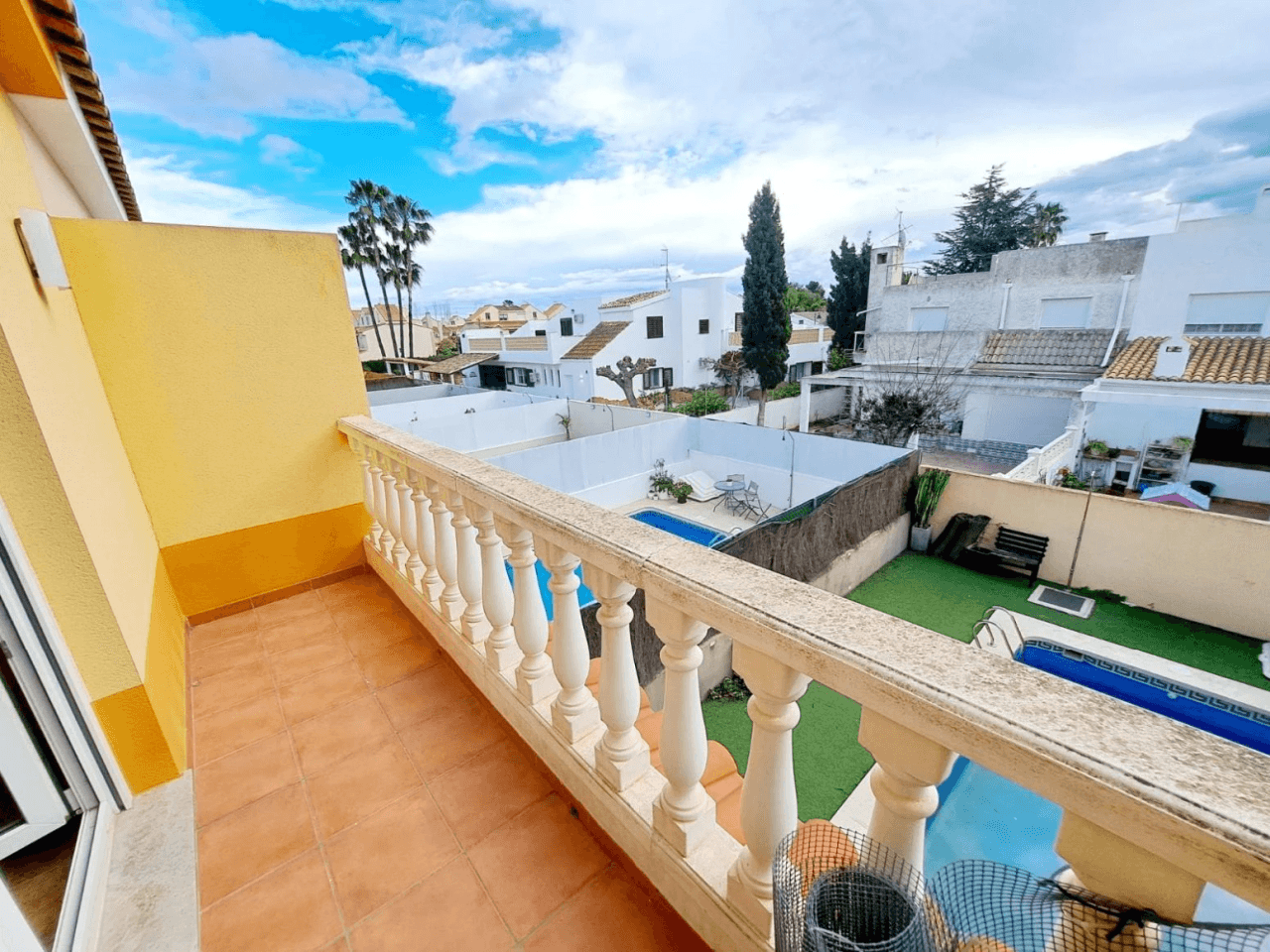 Chalet adosado a la venta cerda de Club Golf 4 dormitorios