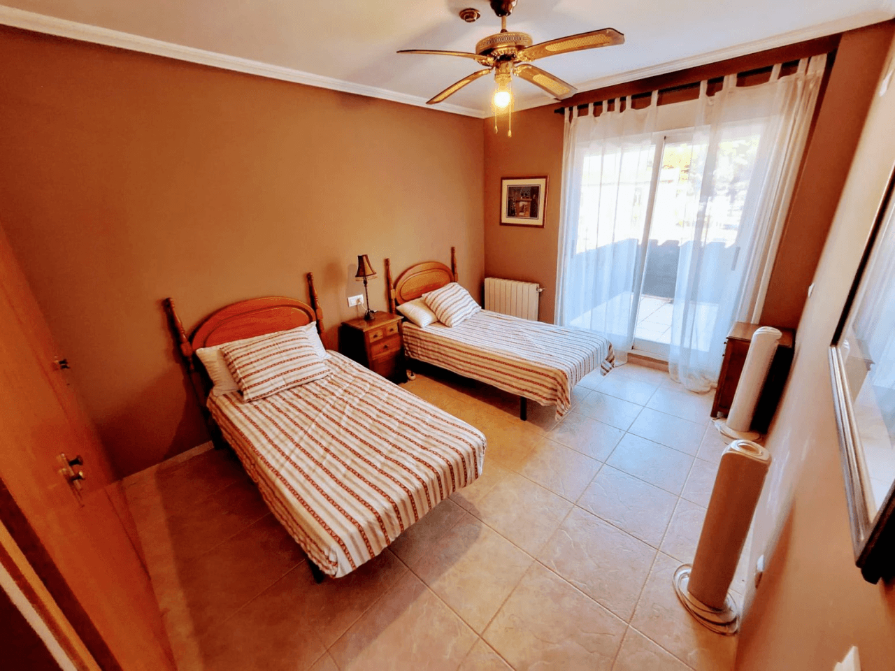 Villa individual con piscina a la Venta en Calle Sigalero, c