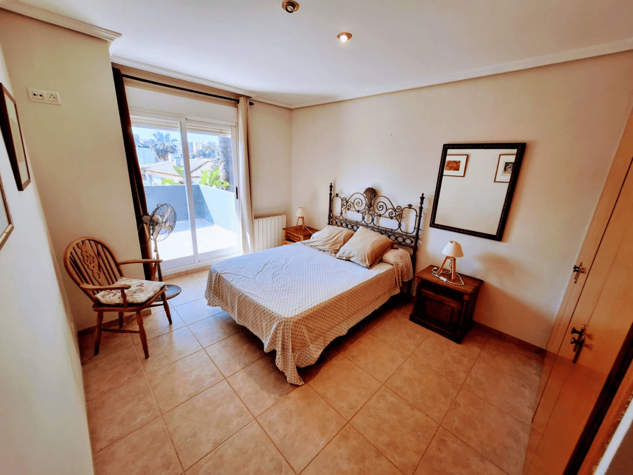 Villa individual con piscina a la Venta en Calle Sigalero, c