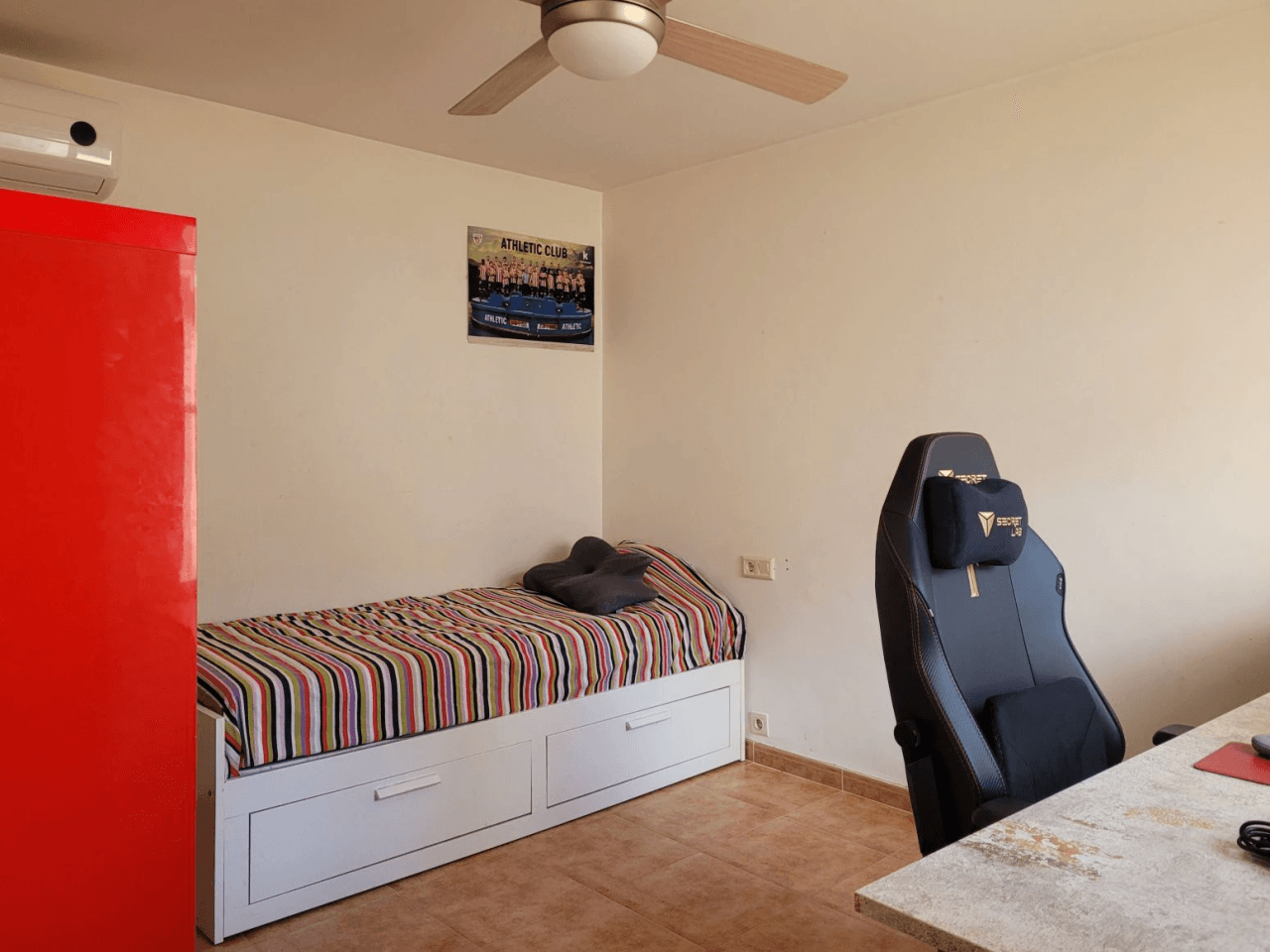 Excelente vivienda independiente a la venta en Zona Helipoli