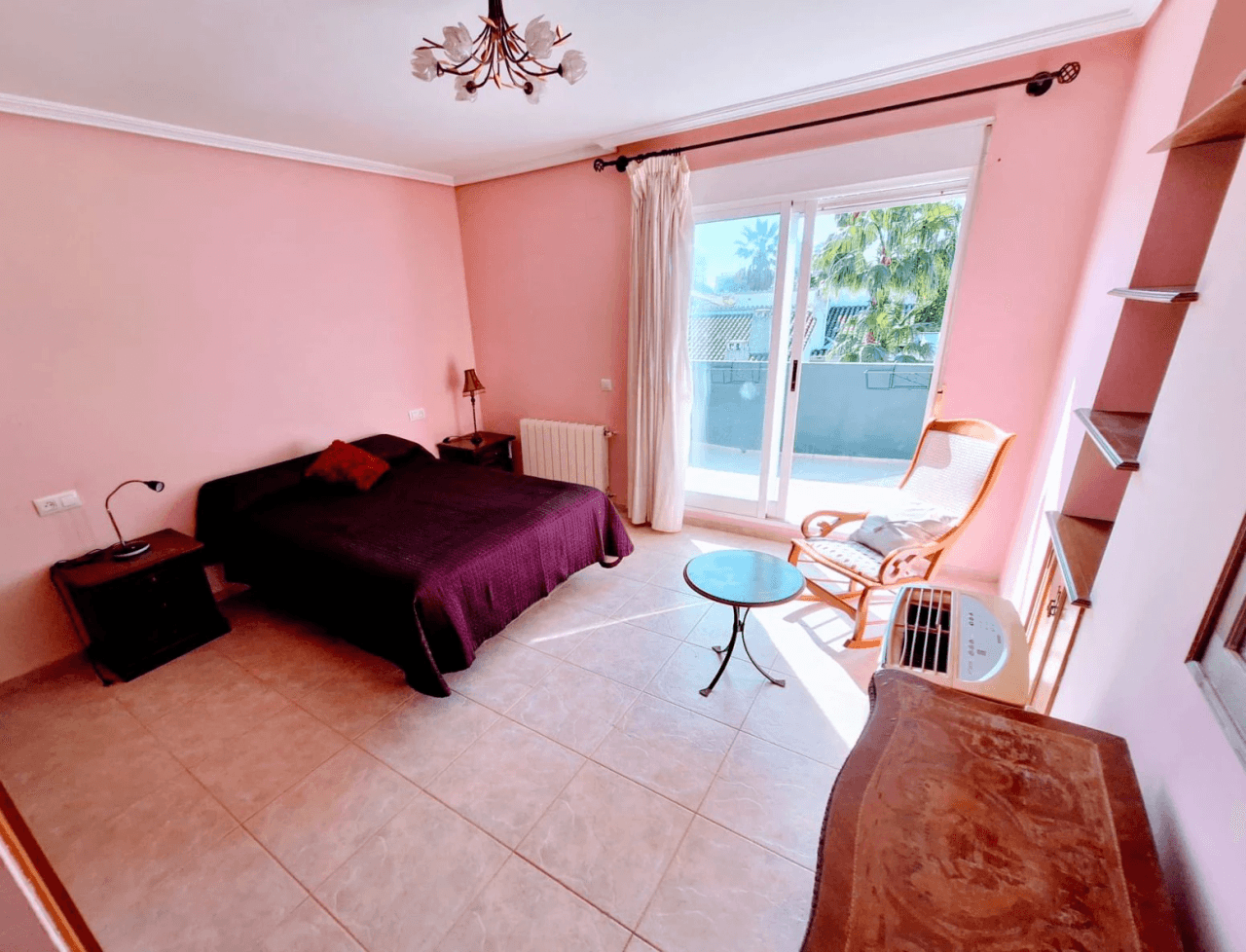Villa individual con piscina a la Venta en Calle Sigalero, c