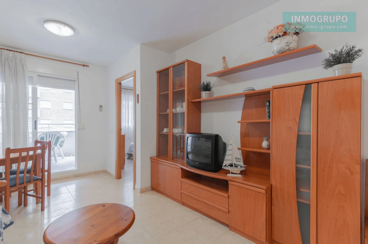 APARTAMENTO EN PRIMERA LINEA DE PLAYA