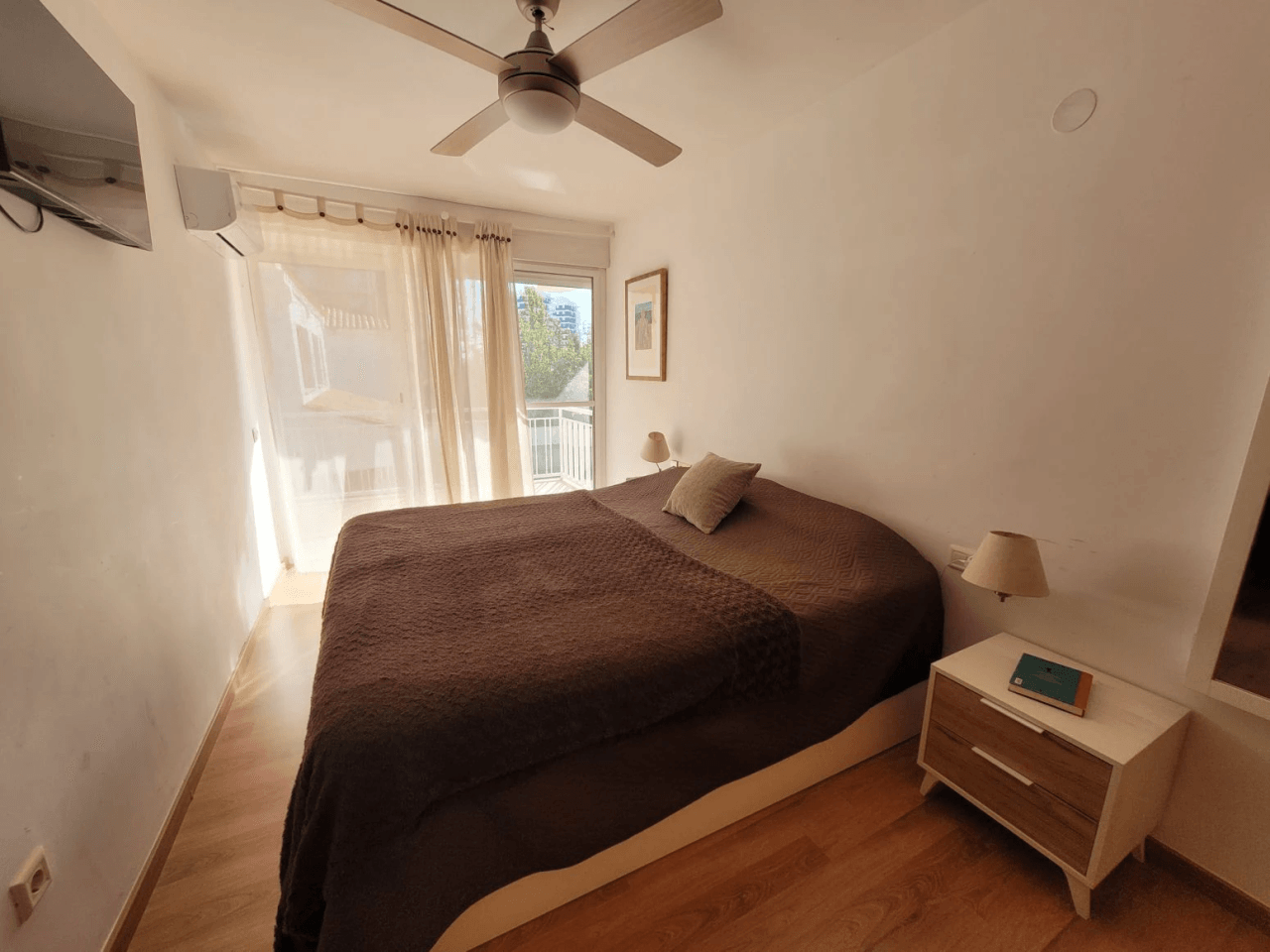 Excelente vivienda independiente a la venta en Zona Helipoli