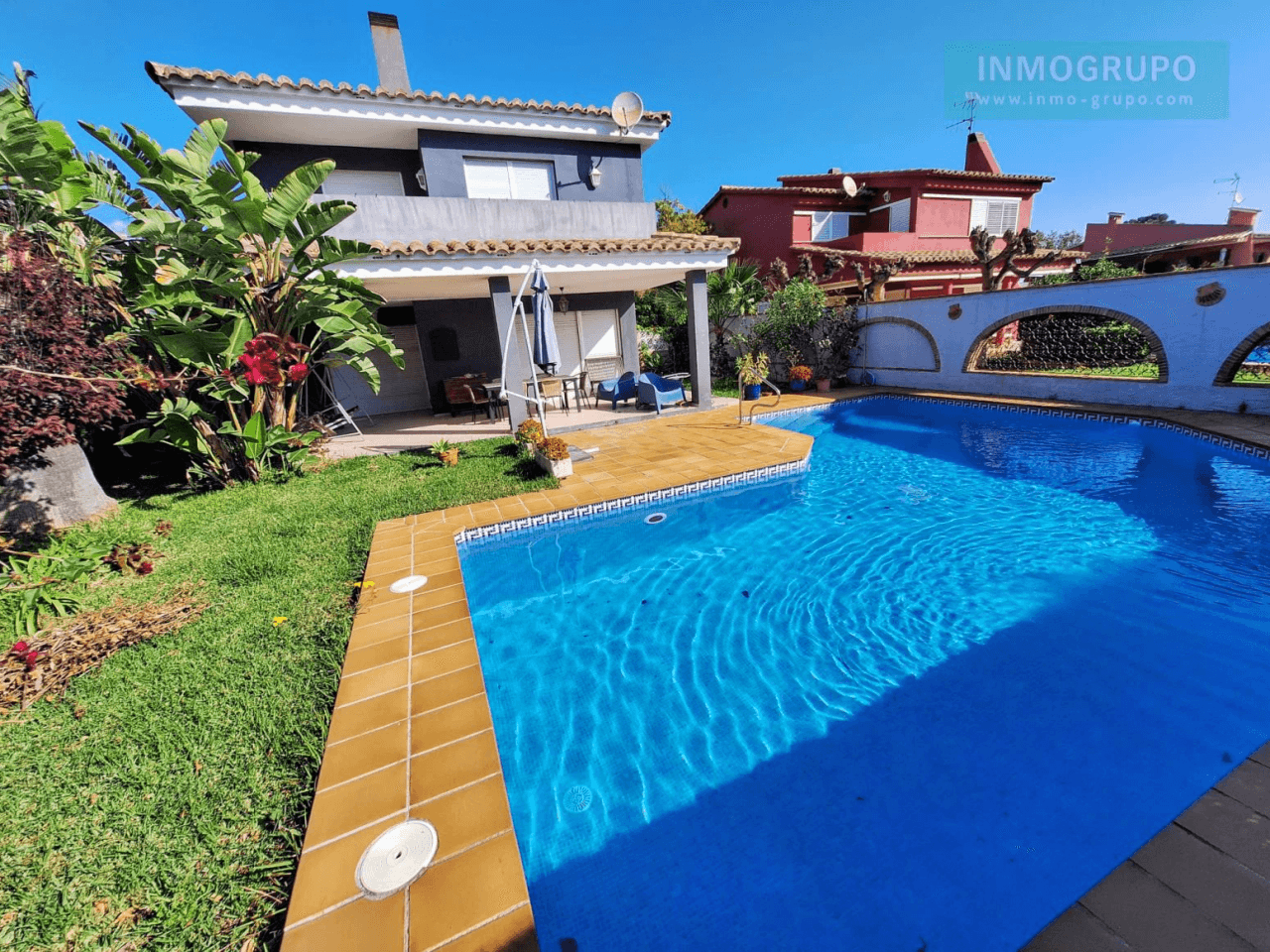 Villa individual con piscina a la Venta en Calle Sigalero, c