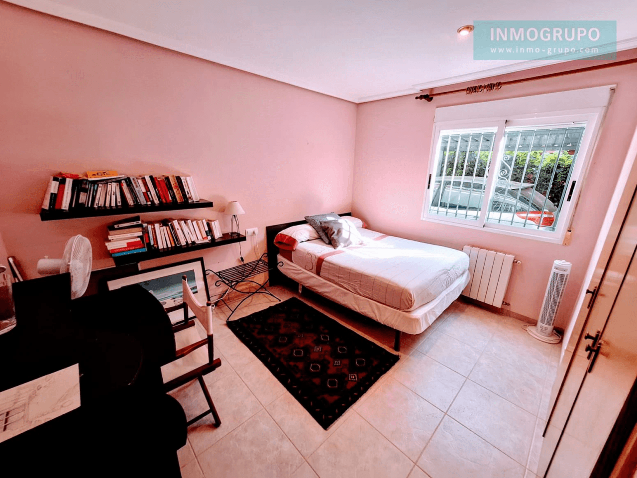 VILLA INDIVIDUAL CON PISCINA EN C/ SIGALERO