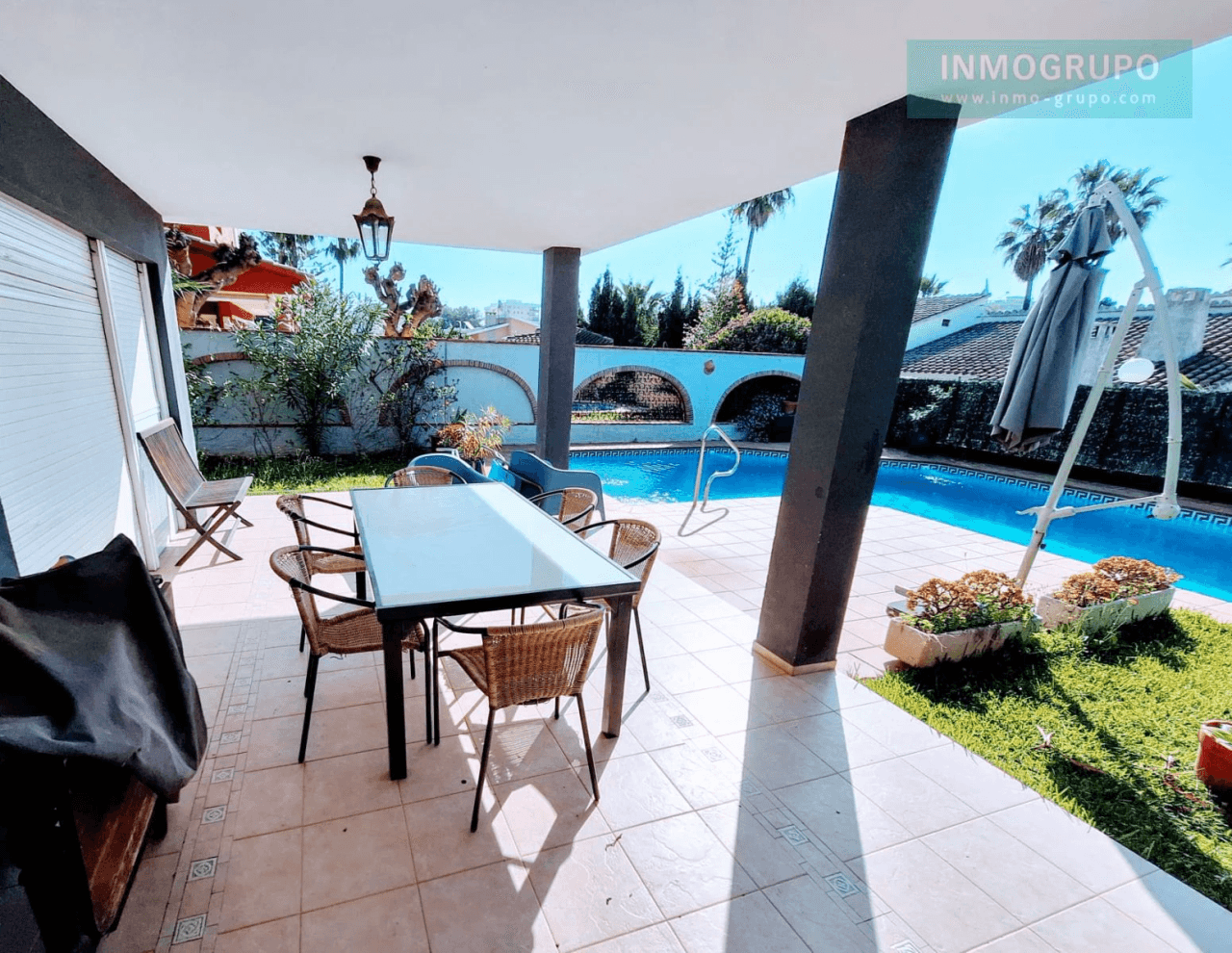 VILLA INDIVIDUAL CON PISCINA EN C/ SIGALERO