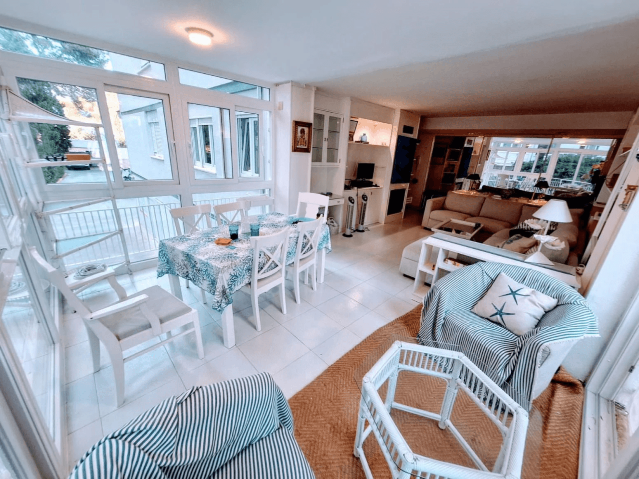 APARTAMENTO PRIMERA LINEA DE PLAYA EN VORAMAR