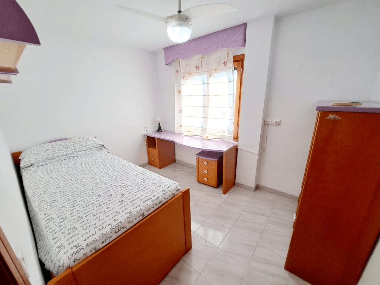 VILLA EN C/ SAN VICENTE. CERCA DEL TORREON Y DEL PUEBLO