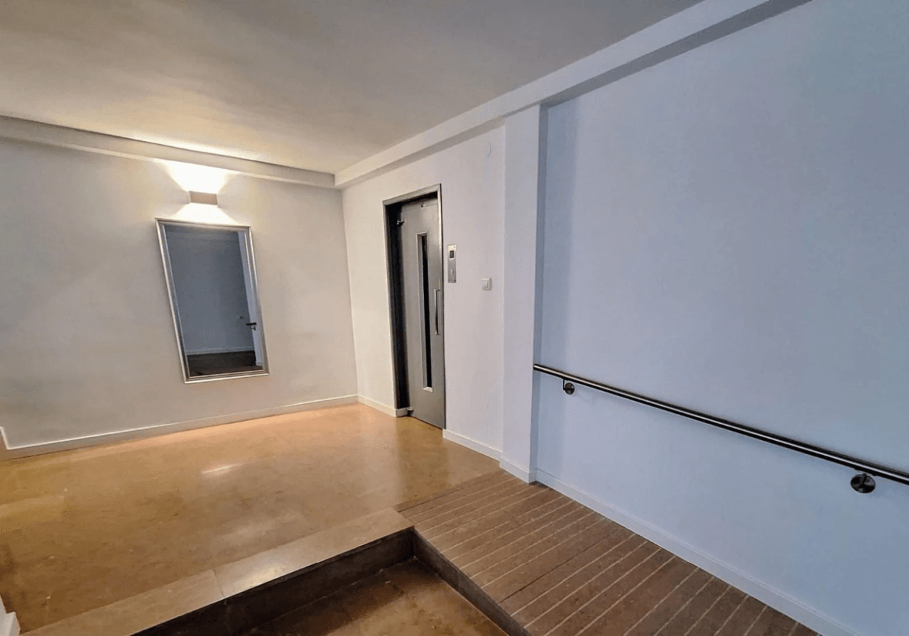 APARTAMENTO PRIMERA LINEA DE PLAYA EN VORAMAR
